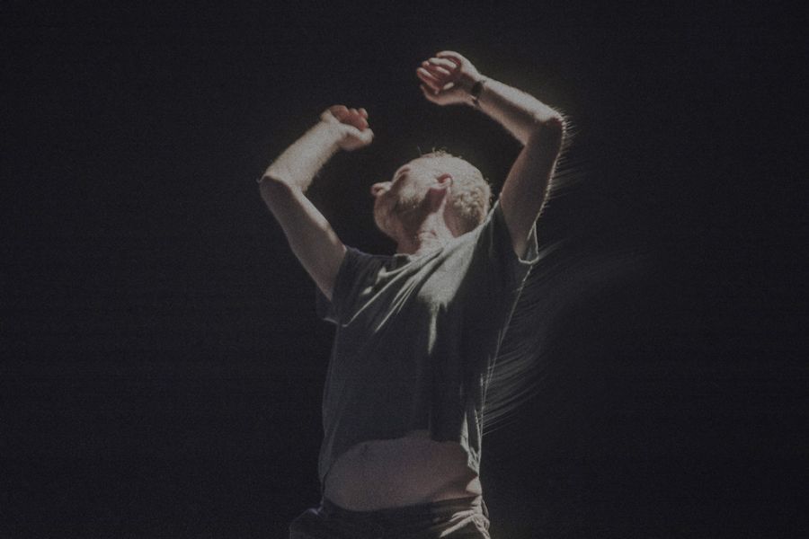 Danza con Andrés Waksman